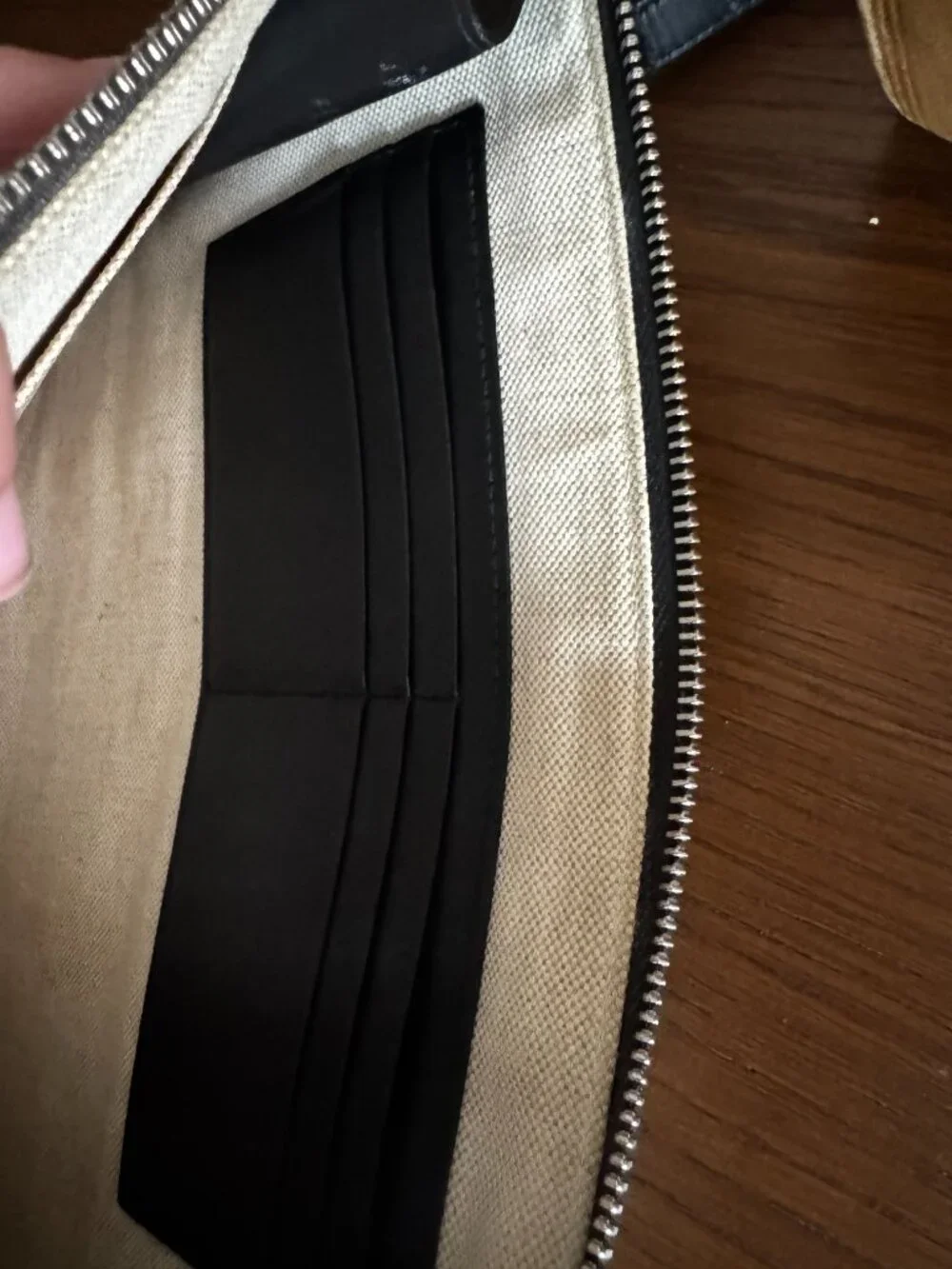 Gucci GG Supreme “L’Aveugle Par Amour” Tiger Zip Pouch / Clutch - Picture 7 of 12